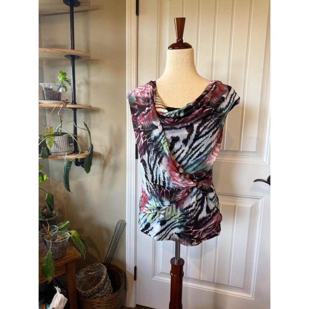 Relativity Womens Sleeveless Cowl Neck Twist Front Animal Print Top Size M
